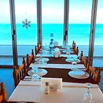 Kocareis Seafront & Restaurant Hotel