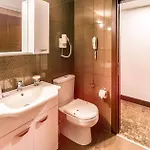 Kocareis Seafront & Restaurant Hotel 3*