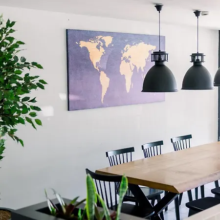 Ingate Hotel & Cafe Shopping Street Location ! 3* Фамагуста