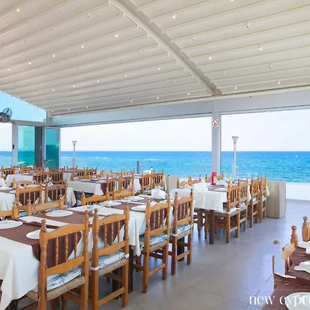 Kocareis Seafront & Restaurant فندق فاماغوستا