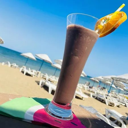 Kocareis Seafront & Restaurant Otel 3*