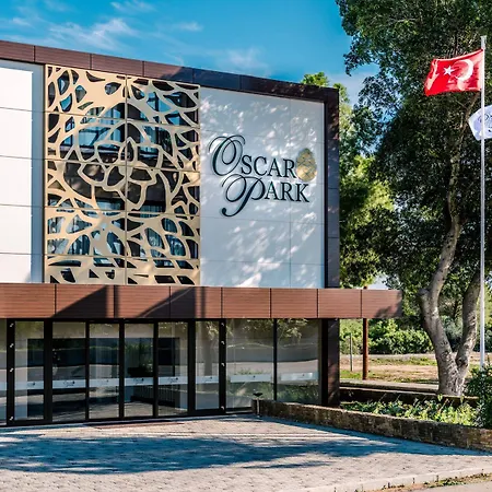 Oscar Park Next To Antic Salamis Hotel 3*