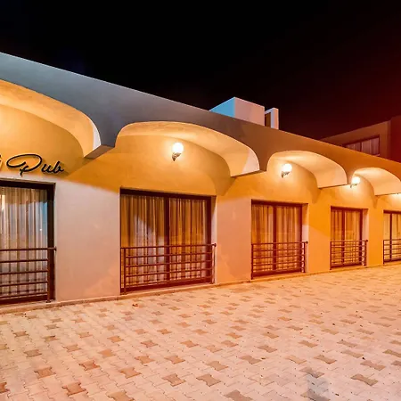 Kocareis Seafront & Restaurant فاماغوستا