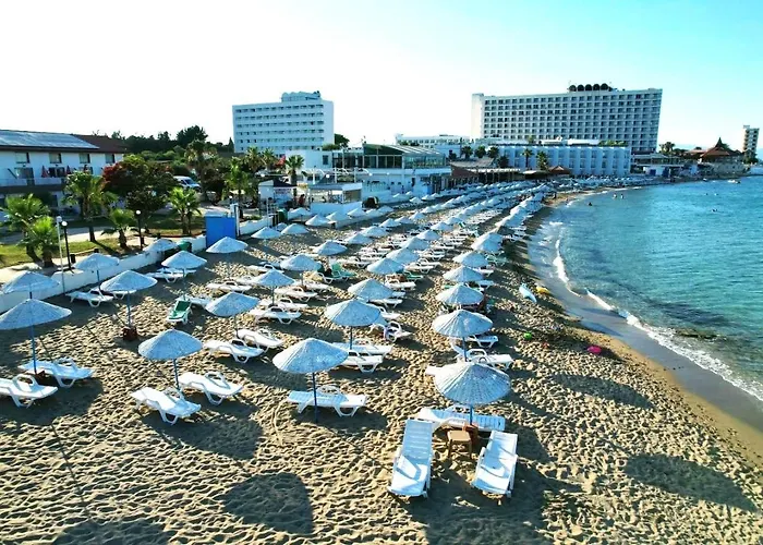 Kocareis Seafront & Restaurant 3*