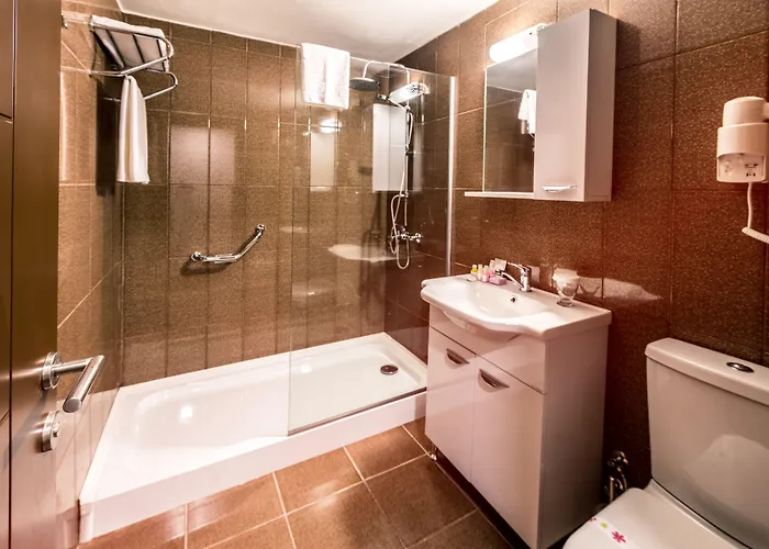 Kocareis Seafront & Restaurant