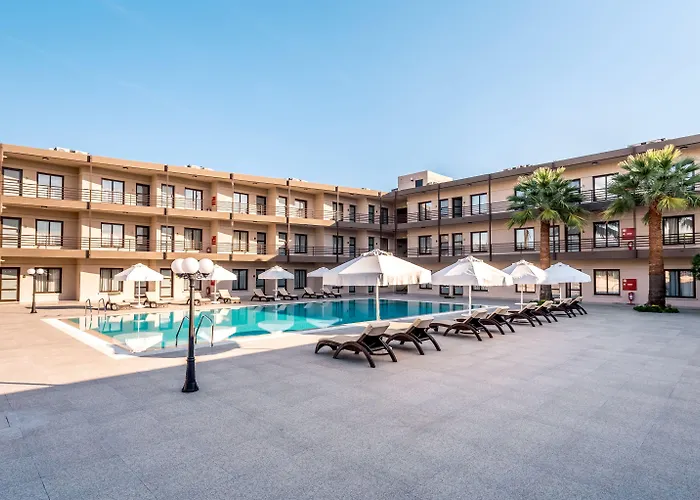 Kocareis Seafront & Restaurant 3*