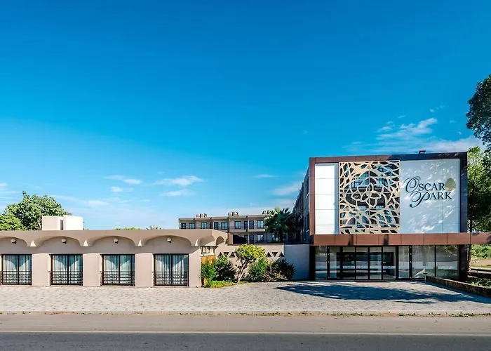 Kocareis Seafront & Restaurant Hotel