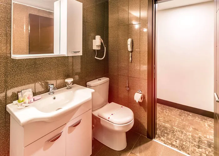 Kocareis Seafront & Restaurant Otel 3*