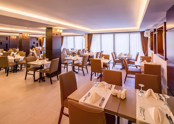 Kocareis Seafront & Restaurant 3*